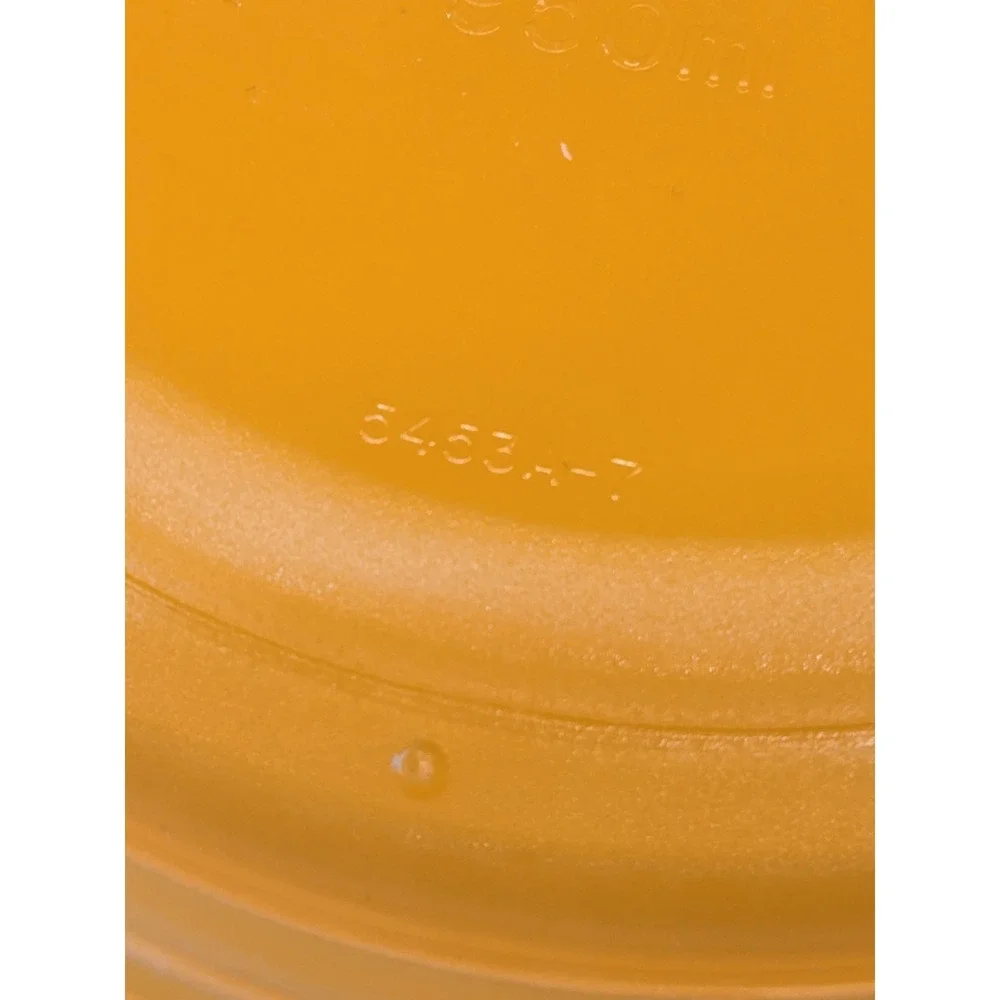 TUPPERWARE 4‎ Cup / 950ml FLAT-OUT Microwave Bowl #5453A & Seal #5455A Orange